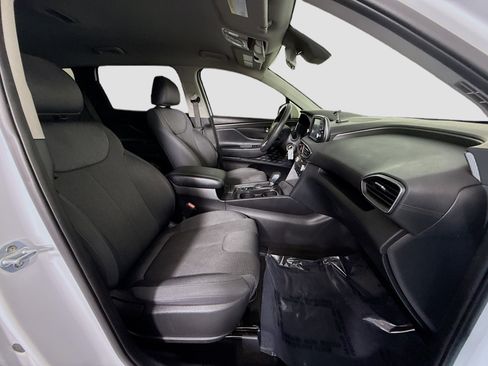 Used 2019 Hyundai Santa Fe SE image 28