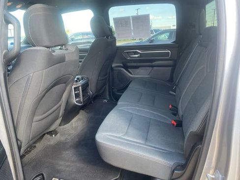 Used 2022 RAM 1500 Big Horn AWD/4WD image 6