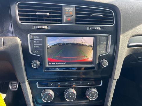 Used 2016 Volkswagen GTI S FWD image 32