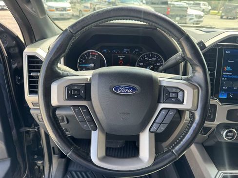 Used 2022 Ford F350 Lariat w/ Lariat Ultimate Package AWD/4WD image 19