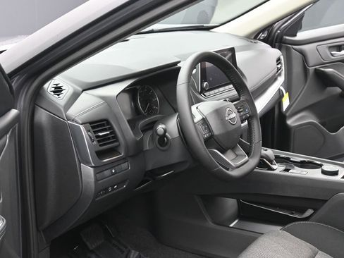 New 2026 Nissan Rogue SV w/ Cold Weather Package image 7