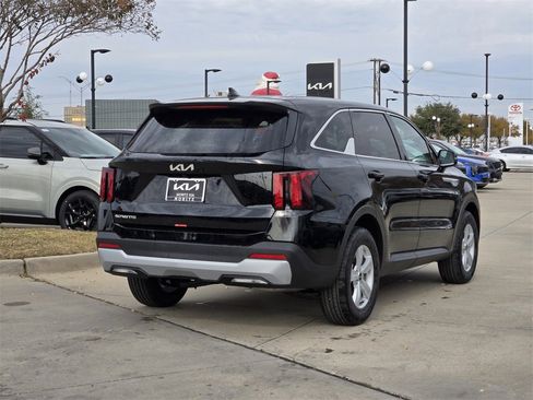 New 2026 Kia Sorento LX image 4