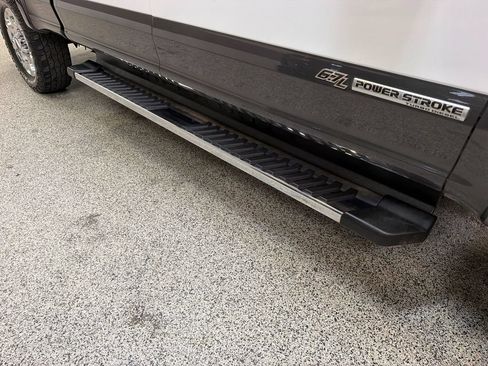 Used 2020 Ford F250 Lariat w/ Lariat Ultimate Package AWD/4WD image 46