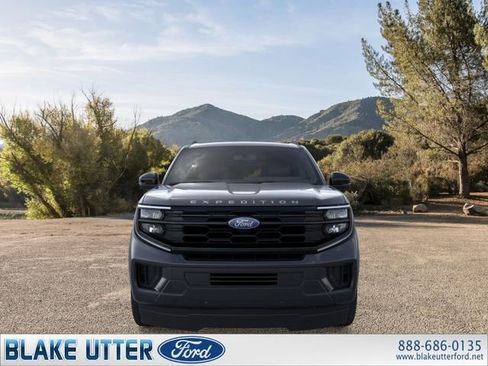 New 2025 Ford Expedition Active image 6