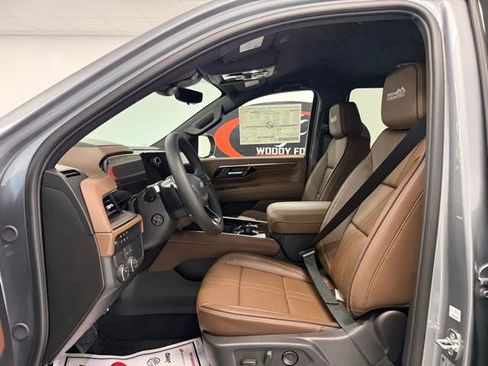 New 2026 Chevrolet Tahoe High Country image 11
