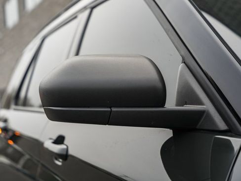 Used 2024 Ford Explorer XLT w/ Equipment Group 202A image 16