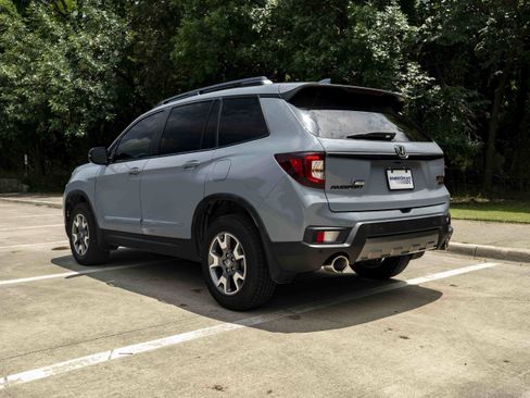 Used 2023 Honda Passport TrailSport image 7