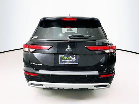 Used 2024 Mitsubishi Outlander SE FWD image 7