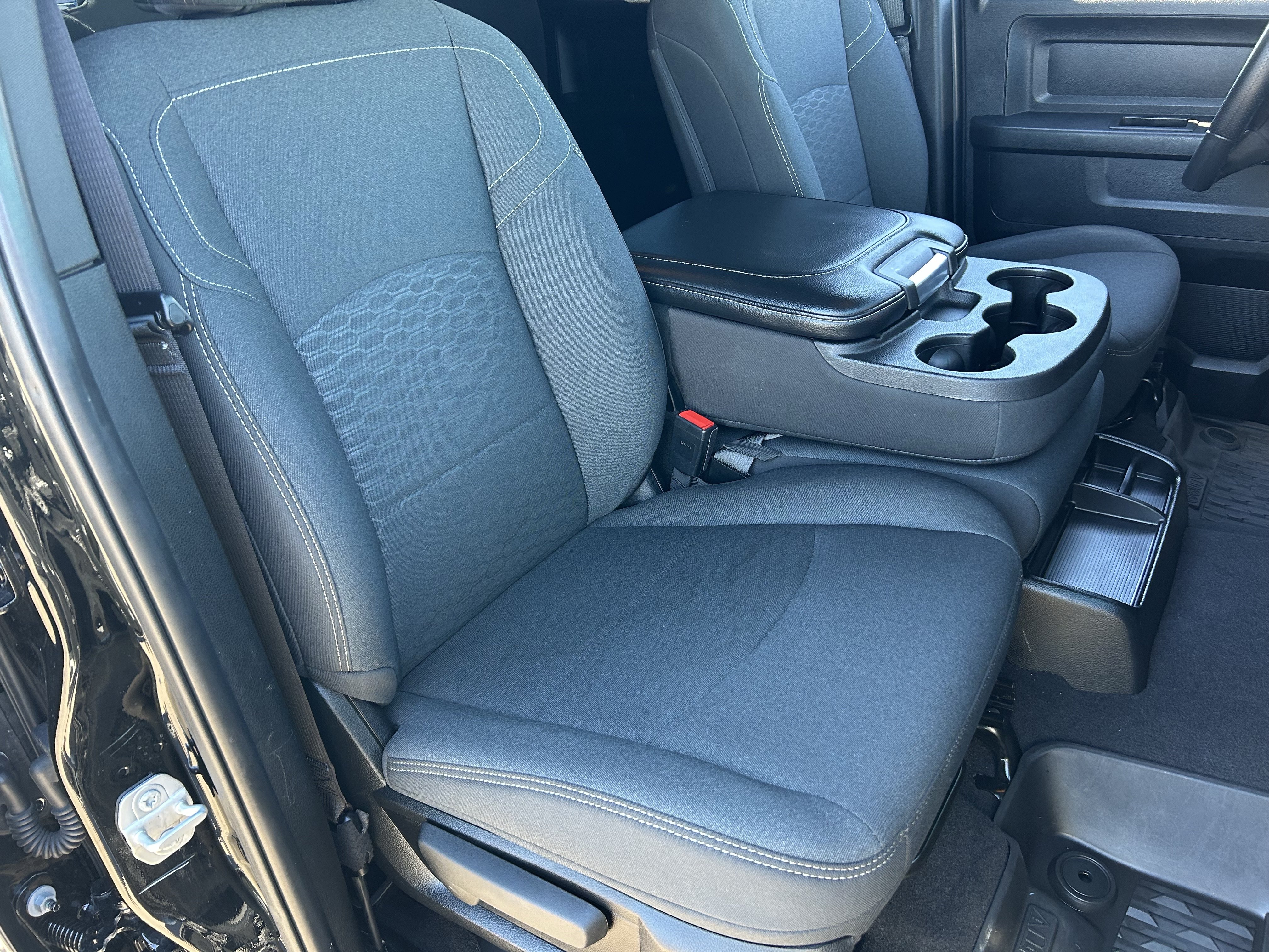 Certified 2025 RAM 2500 Tradesman AWD/4WD image 8