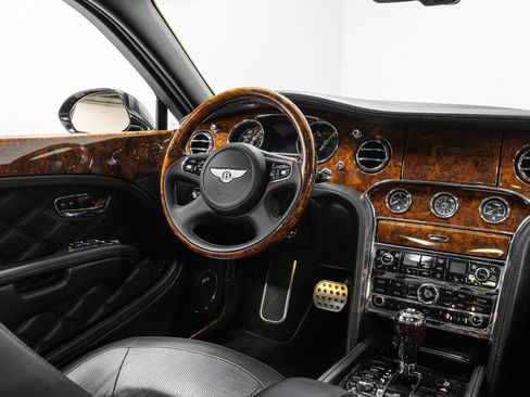 Used 2016 Bentley Mulsanne Speed image 69