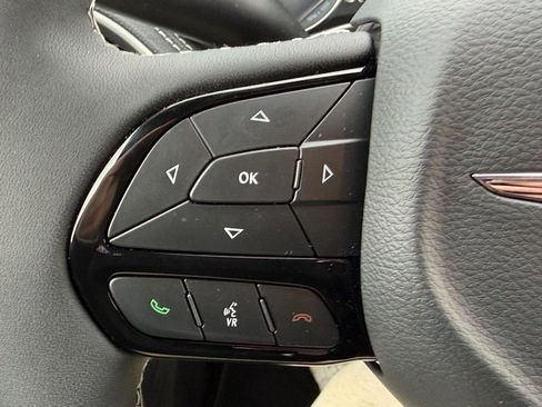New 2026 Chrysler Pacifica Select w/ S Appearance Package FWD image 13