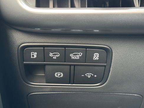 Used 2026 Hyundai Ioniq 9 SEL image 30