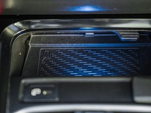 Used 2021 Mercedes-Benz GLB 250 4MATIC image 24