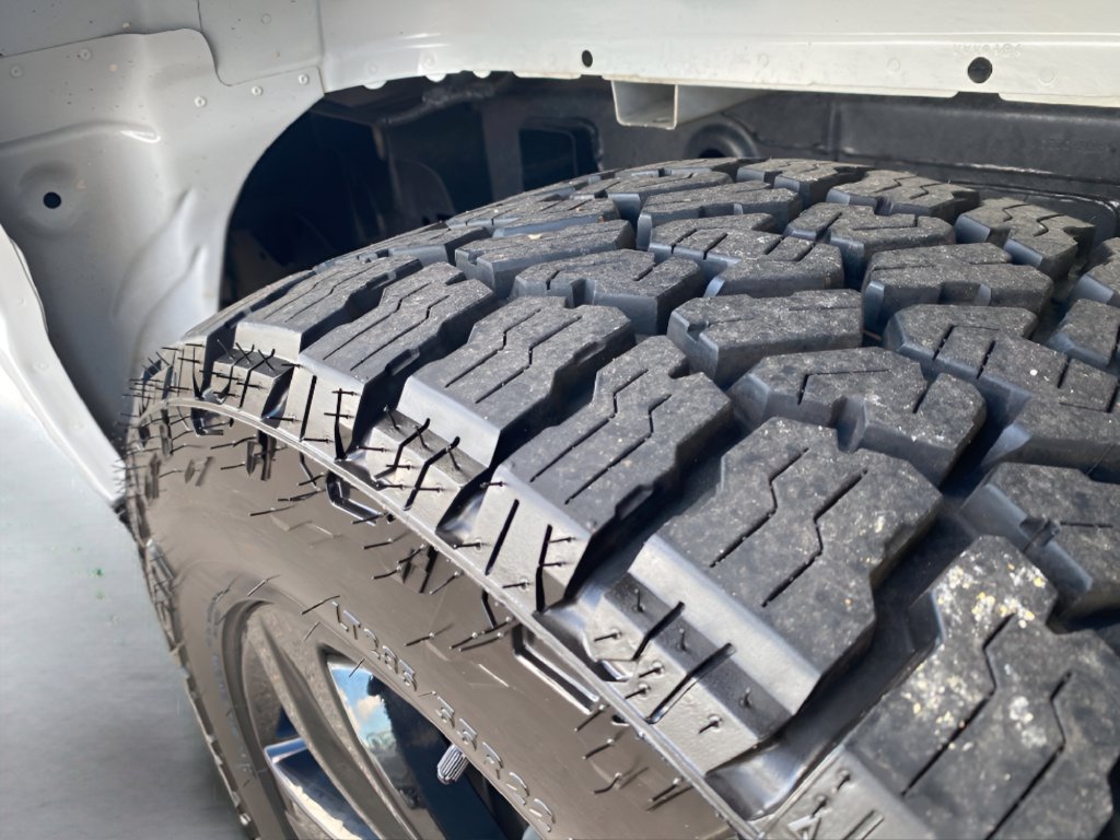 Used 2024 Ford F150 Platinum w/ Equipment Group 702A High AWD/4WD image 42