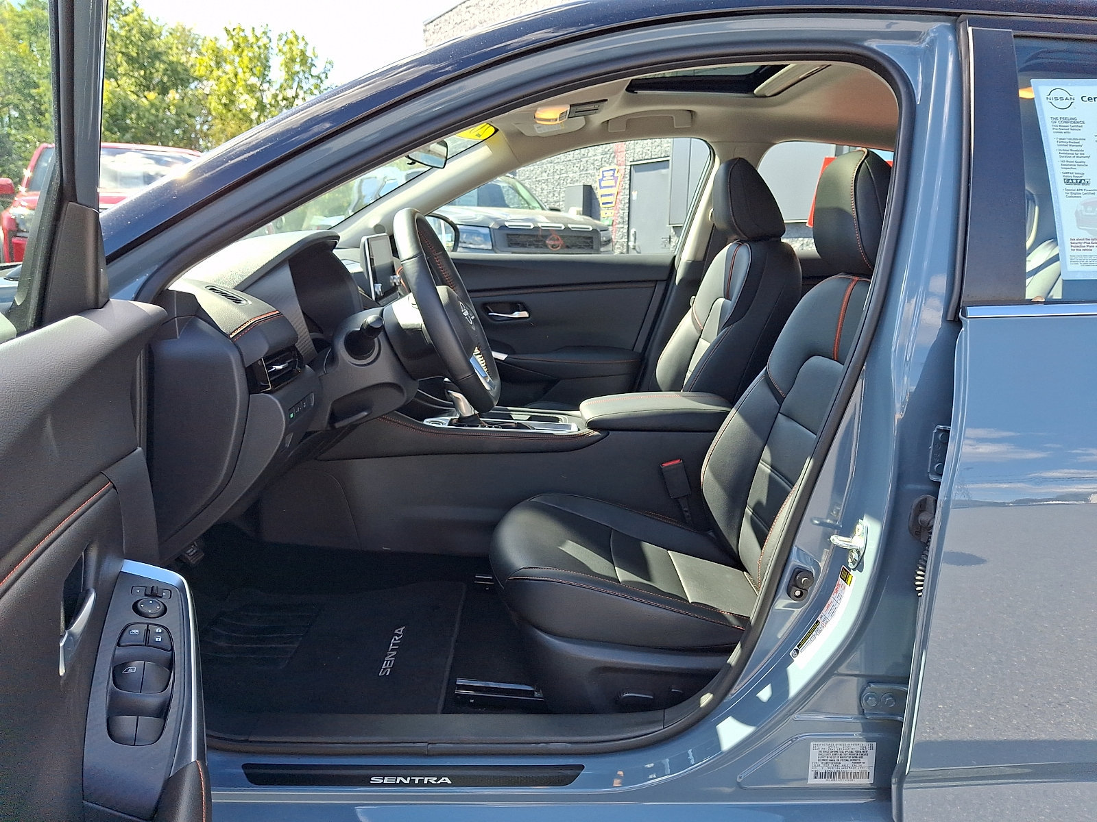 Certified 2025 Nissan Sentra SR w/ SR Premium Package FWD image 15