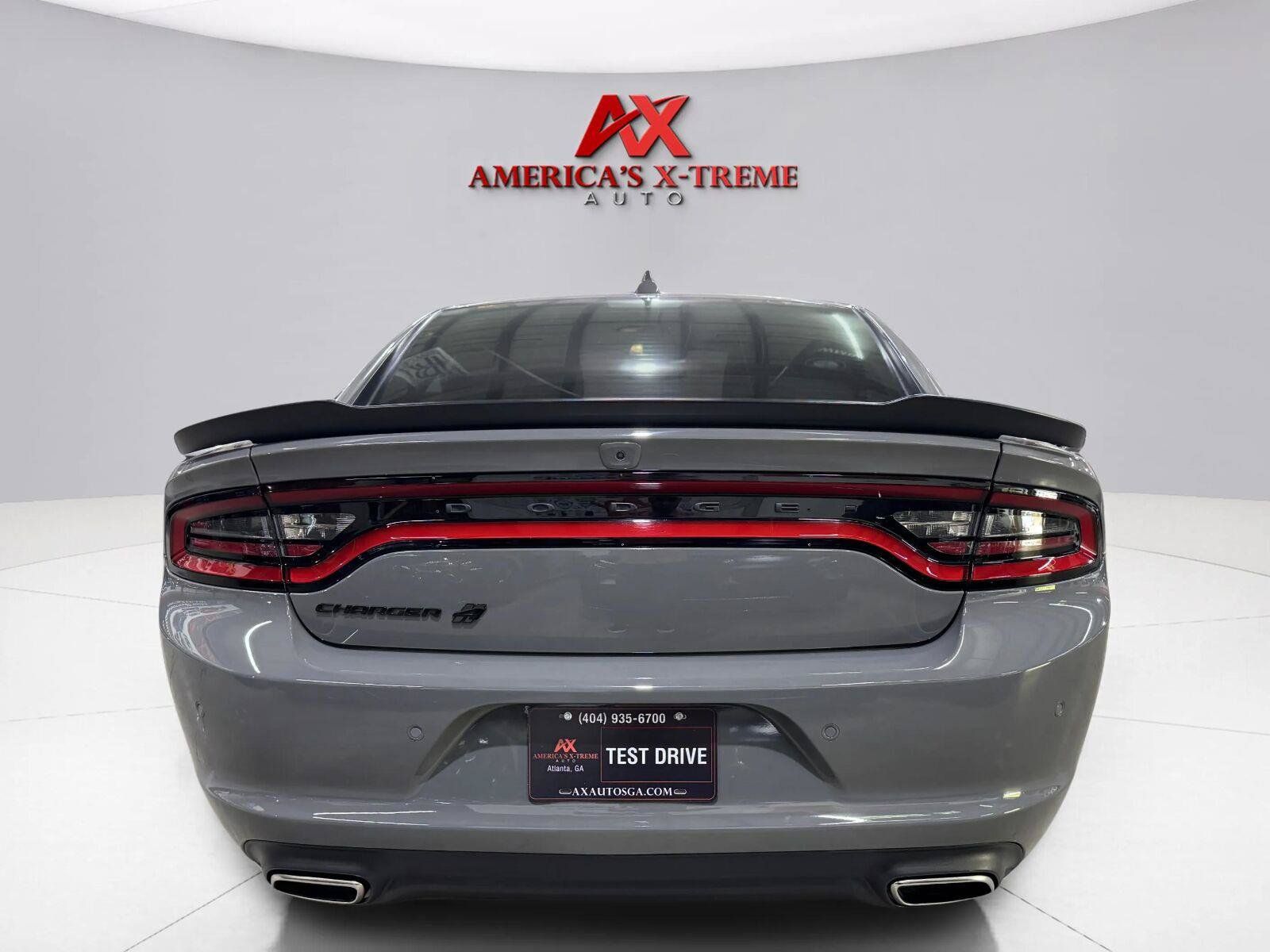 Used 2023 Dodge Charger SXT w/ Blacktop Package AWD/4WD image 7