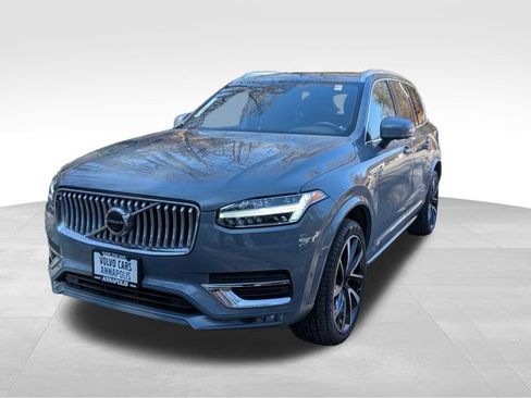 Certified 2023 Volvo XC90 B6 Plus w/ Protection Package image 4