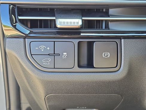 New 2026 Kia Sportage SX FWD image 29