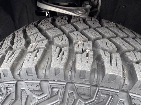 Used 2021 Ford Bronco Wildtrak image 13