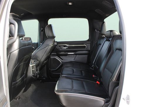 Used 2024 RAM 1500 Laramie image 24