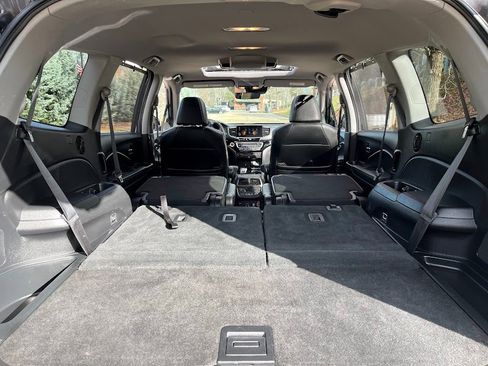 Used 2019 Honda Pilot Touring image 52