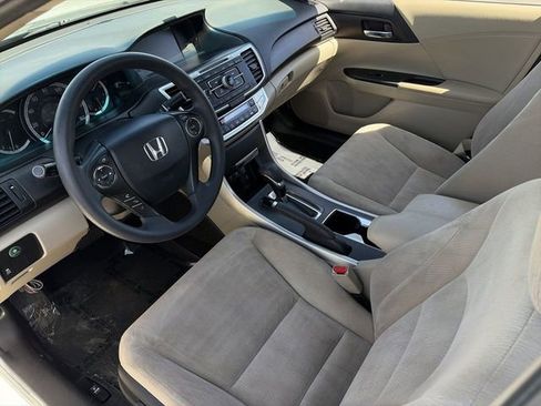 Used 2013 Honda Accord EX image 19