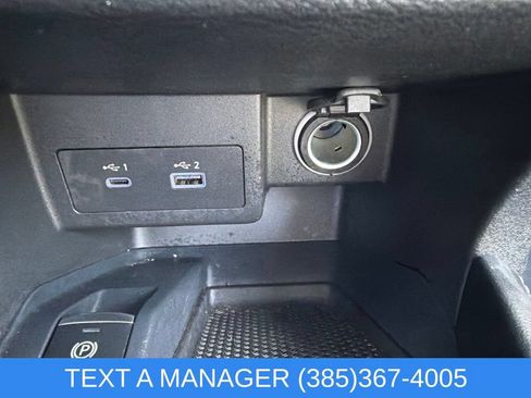 Used 2023 Nissan Kicks SR w/ SR Premium Package FWD image 21