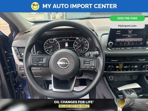 Used 2023 Nissan Rogue SV AWD/4WD image 15