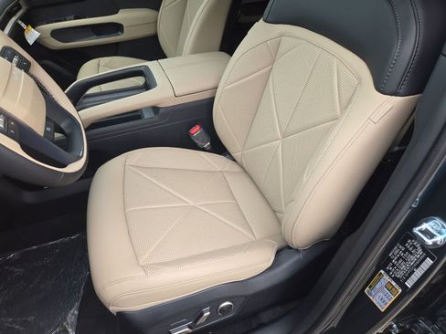 New 2027 Kia Telluride EX FWD image 17