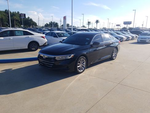 Used 2021 Honda Accord LX image 3