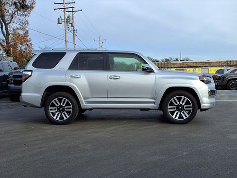 Used 2023 Toyota 4Runner Limited image 4