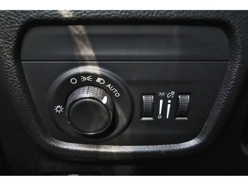 Used 2022 Jeep Grand Cherokee L Laredo w/ Luxury Tech Group I AWD/4WD image 22