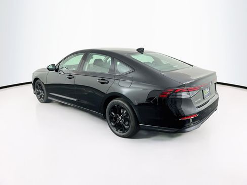 Used 2025 Honda Accord SE image 5