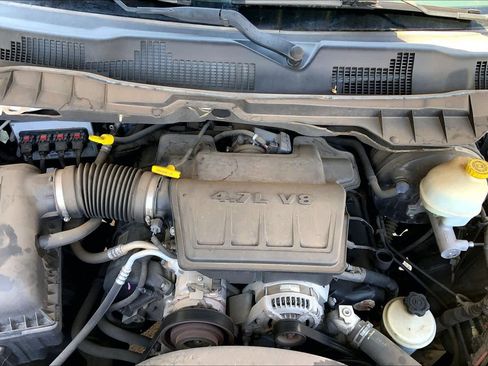 Used 2011 RAM 1500 Classic SLT RWD image 29