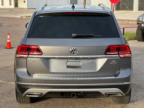 Used 2019 Volkswagen Atlas SEL Premium image 5