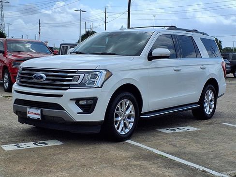 Used 2021 Ford Expedition XLT image 25