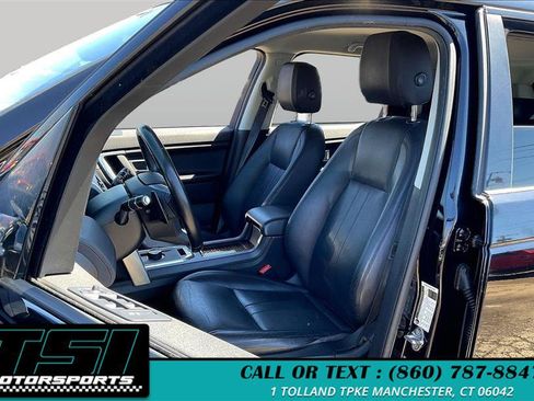 Used 2019 Land Rover Discovery Sport SE AWD/4WD image 25
