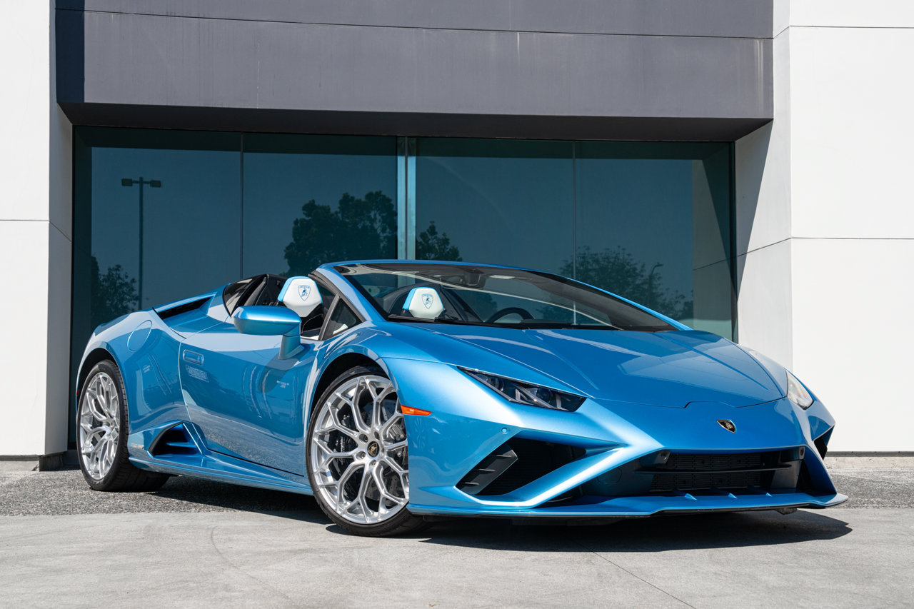 Used 2023 Lamborghini Huracan EVO RWD image 23