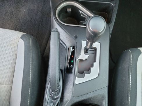 Used 2018 Toyota RAV4 XLE image 21