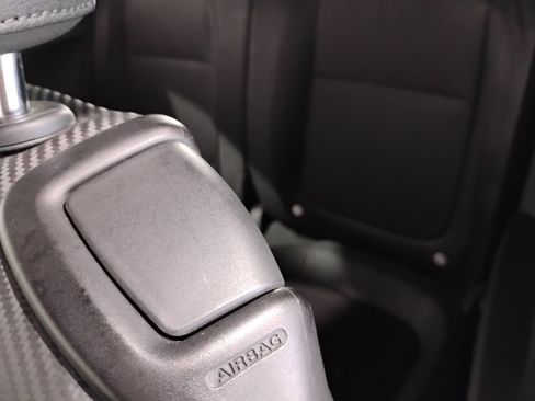 Used 2013 Volkswagen Beetle 2.5 image 13