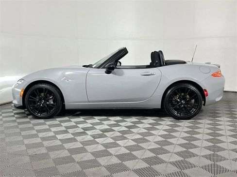 Certified 2025 MAZDA MX-5 Miata Club image 5