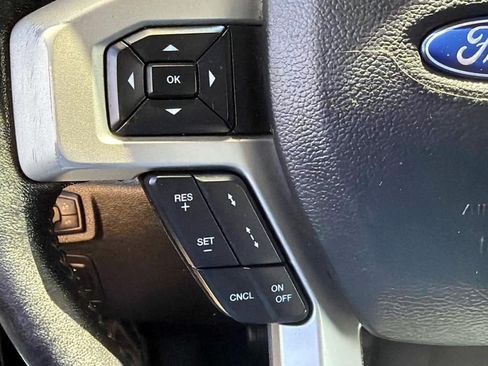 Used 2019 Ford F150 Lariat w/ Equipment Group 502A Luxury AWD/4WD image 19