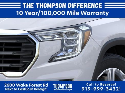 New 2023 GMC Terrain SLE FWD image 13