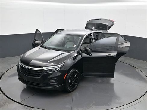 Certified 2023 Chevrolet Equinox LS w/ LS Convenience Package image 30