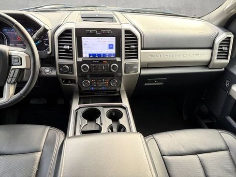 Used 2021 Ford F250 Lariat w/ Lariat Ultimate Package image 3