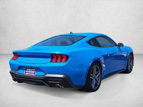 Used 2026 Ford Mustang Coupe RWD image 5