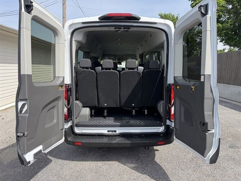 Used 2024 Ford Transit 350 XLT RWD image 21