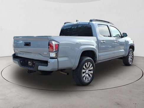 Used 2020 Toyota Tacoma Limited AWD/4WD image 5