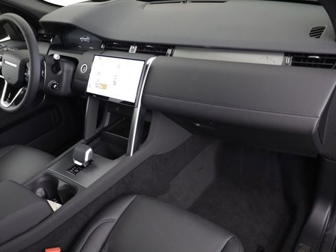 New 2026 Land Rover Discovery Sport Landmark AWD/4WD image 22
