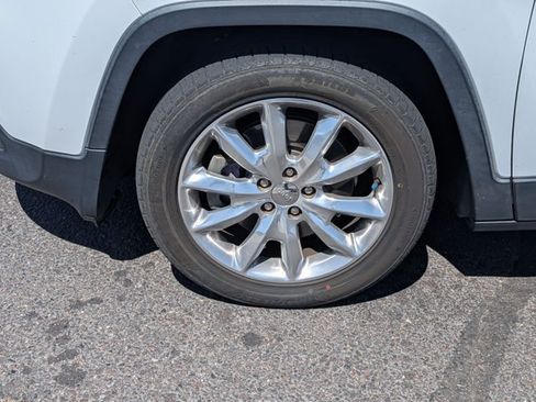 Used 2015 Jeep Cherokee Limited w/ Trailer Tow Group FWD image 15